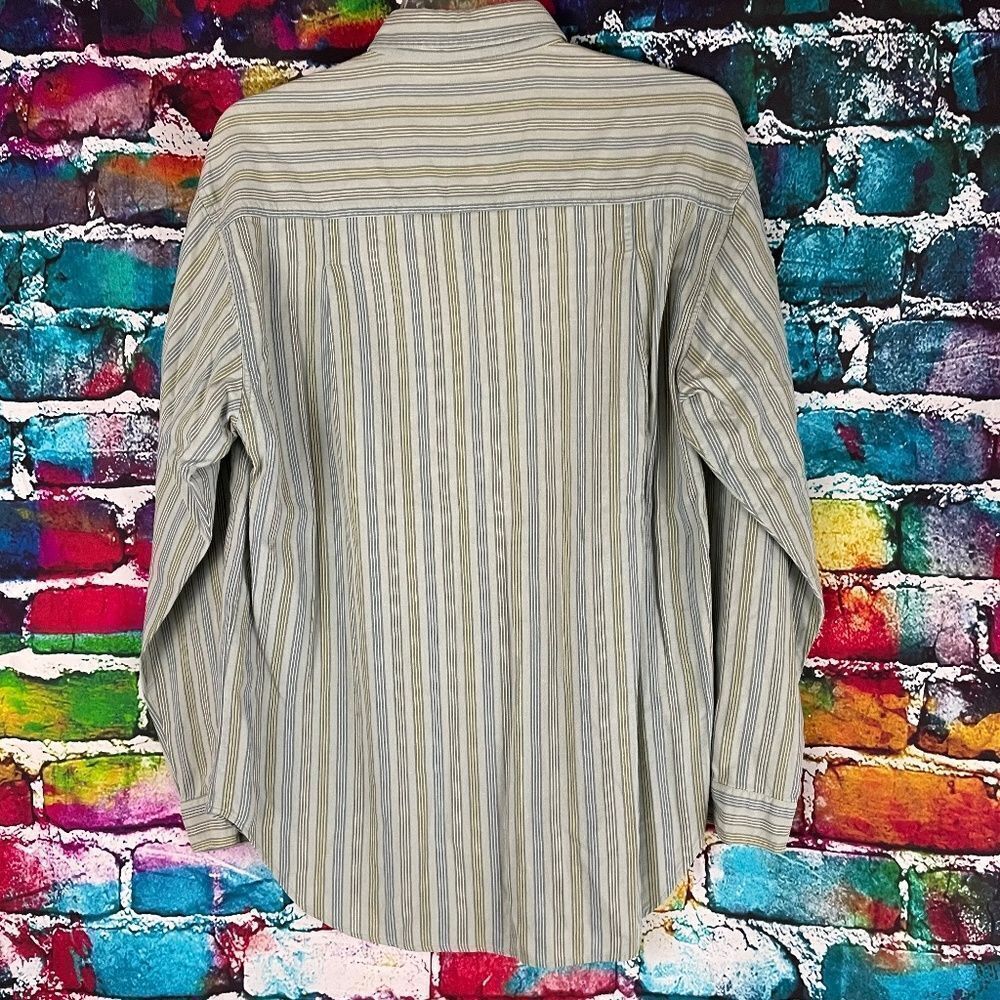 Royal Robbins Striped Long sleeve Button Front Shirt size Medium - Picture 2 of 9